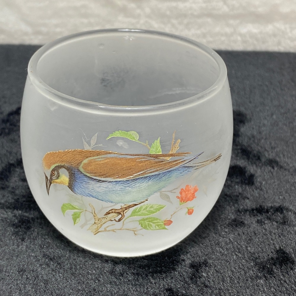 VTG Frosted Glass Candle Votive Holder With Bird Design Height‎ 3 Inches